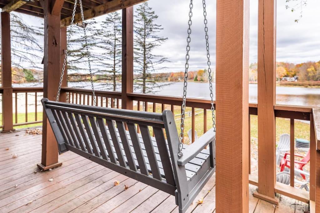 Holiday home Waterfront Stagshead Lakehouse At Arrowhead Arrowhead Lake